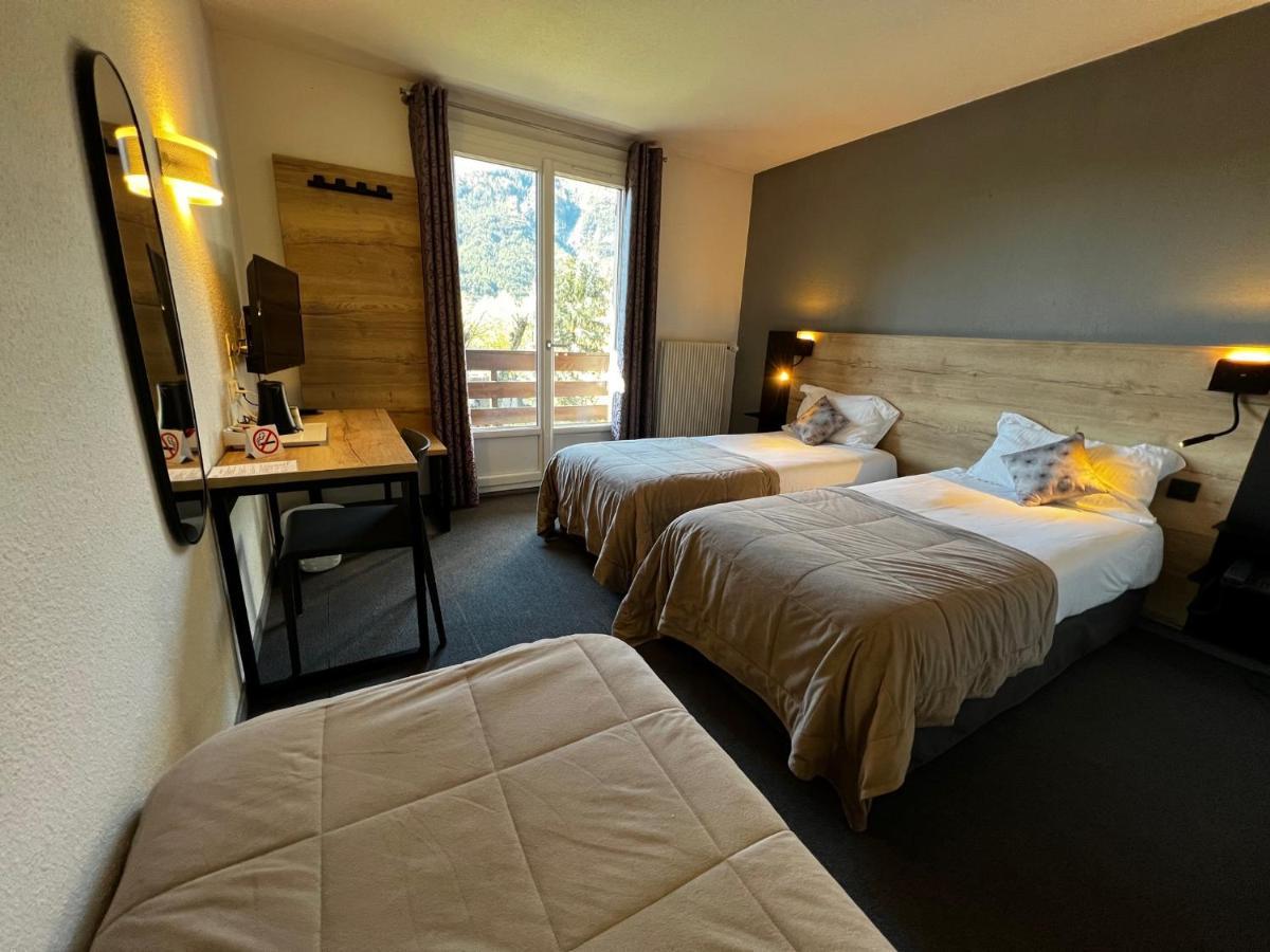 Hotel Lacour Эйглие Экстерьер фото