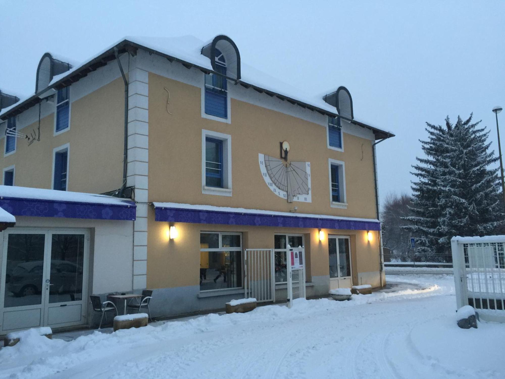 Hotel Lacour Эйглие Экстерьер фото