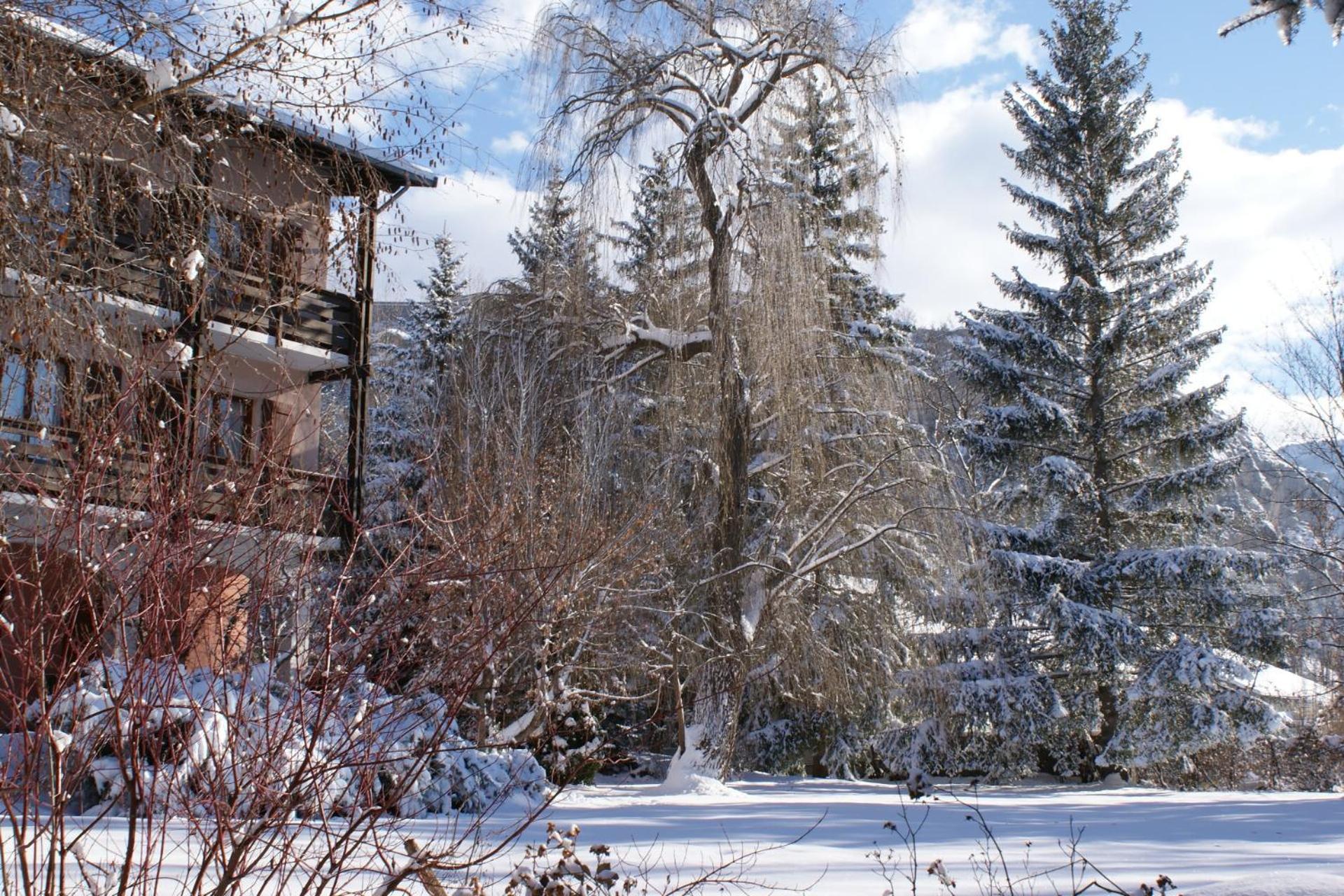Hotel Lacour Эйглие Экстерьер фото
