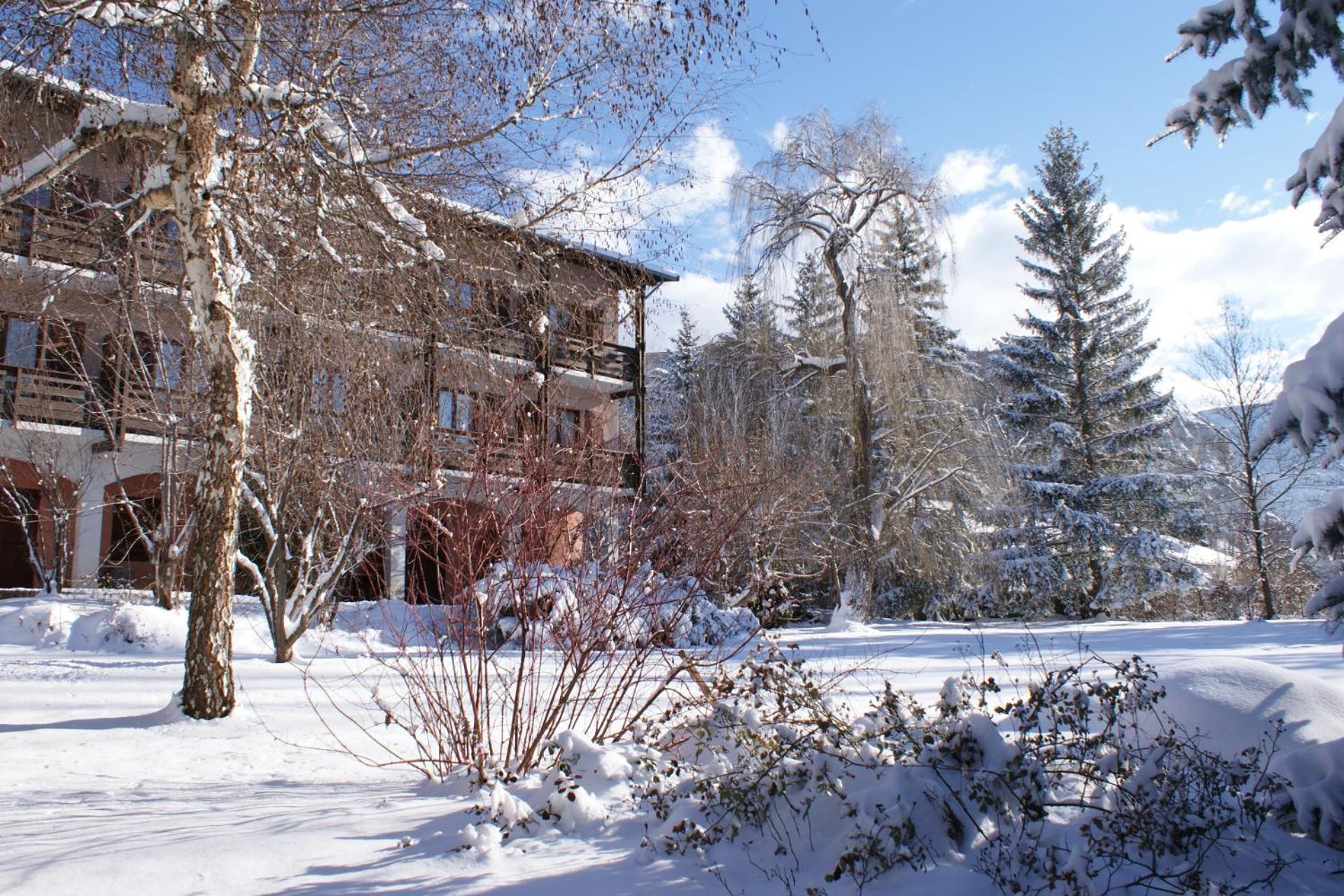 Hotel Lacour Эйглие Экстерьер фото
