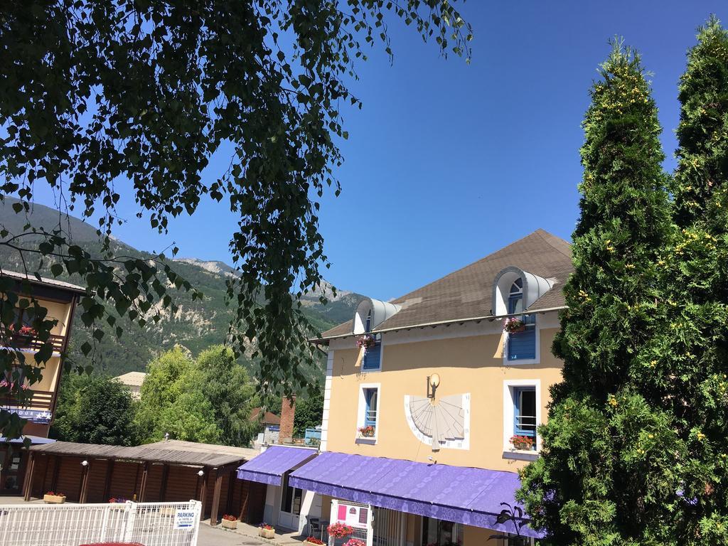 Hotel Lacour Эйглие Экстерьер фото