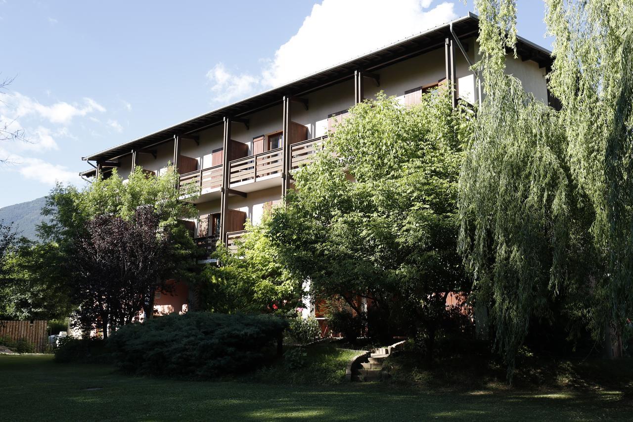 Hotel Lacour Эйглие Экстерьер фото